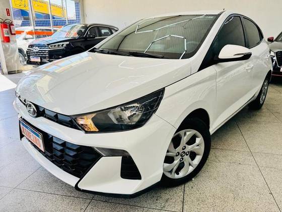 HYUNDAI HB20 1.0 12V FLEX COMFORT MANUAL HYUNDAI HB20 1.0 12V FLEX COMFORT MANUAL